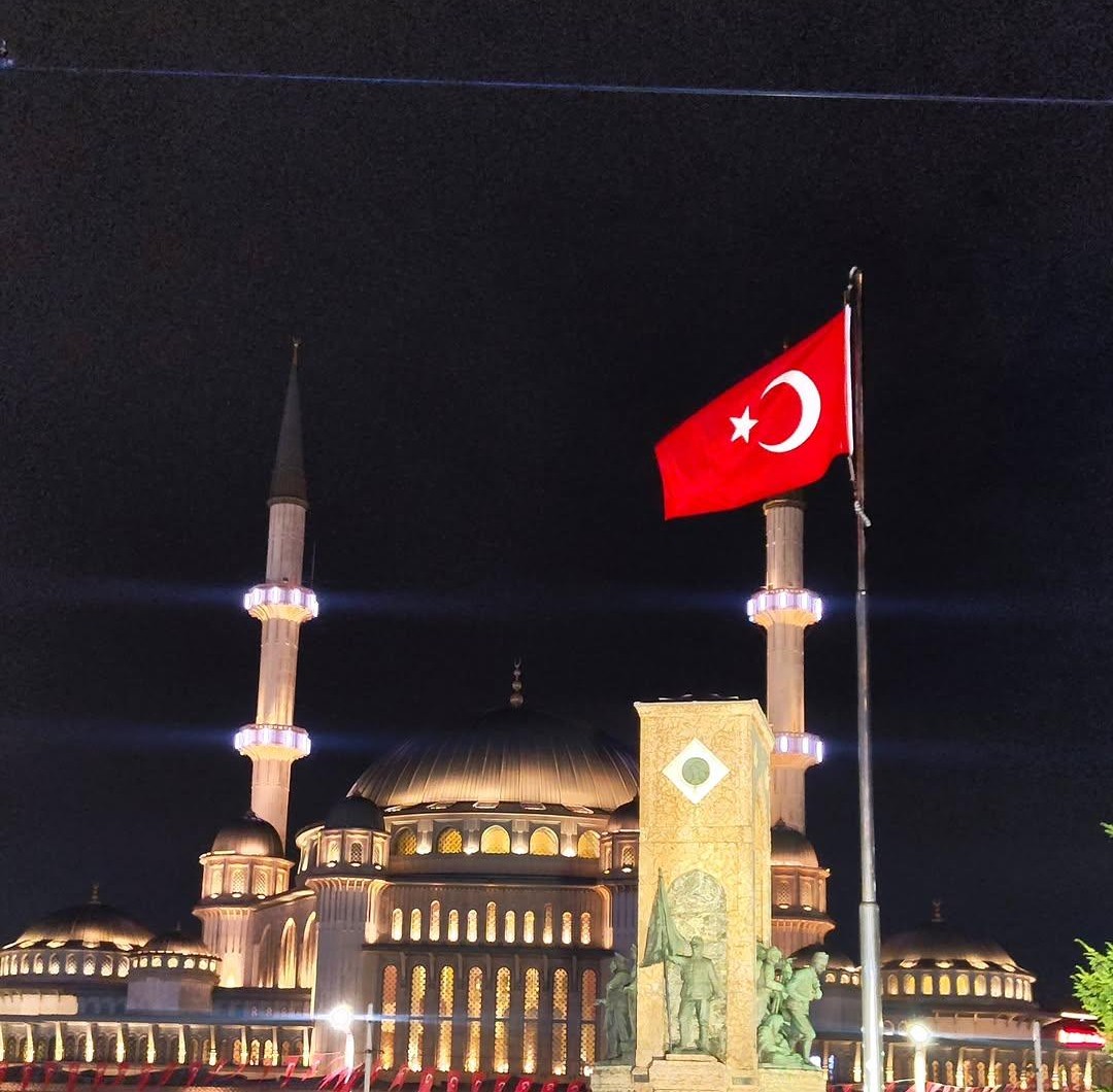 Taksim Cumhuriyet Müzesi — fotoğraf 2