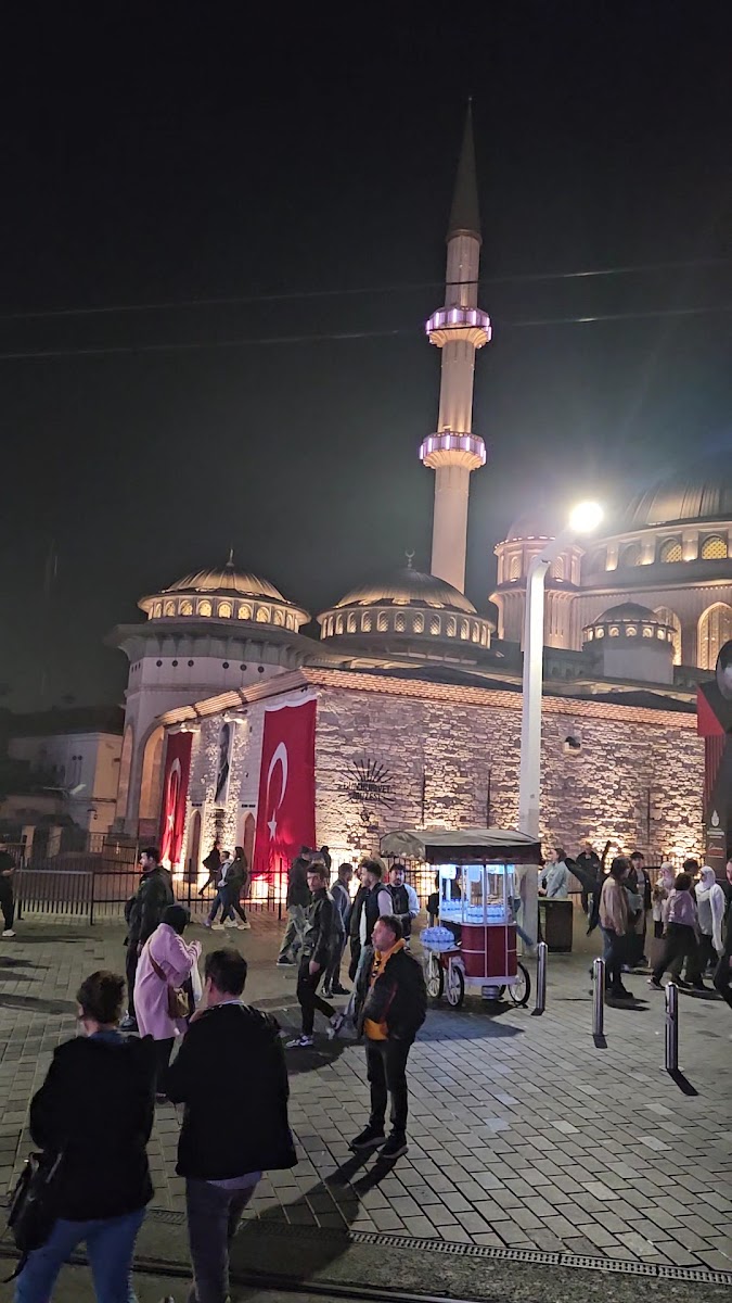 Taksim Cumhuriyet Müzesi — fotoğraf 3