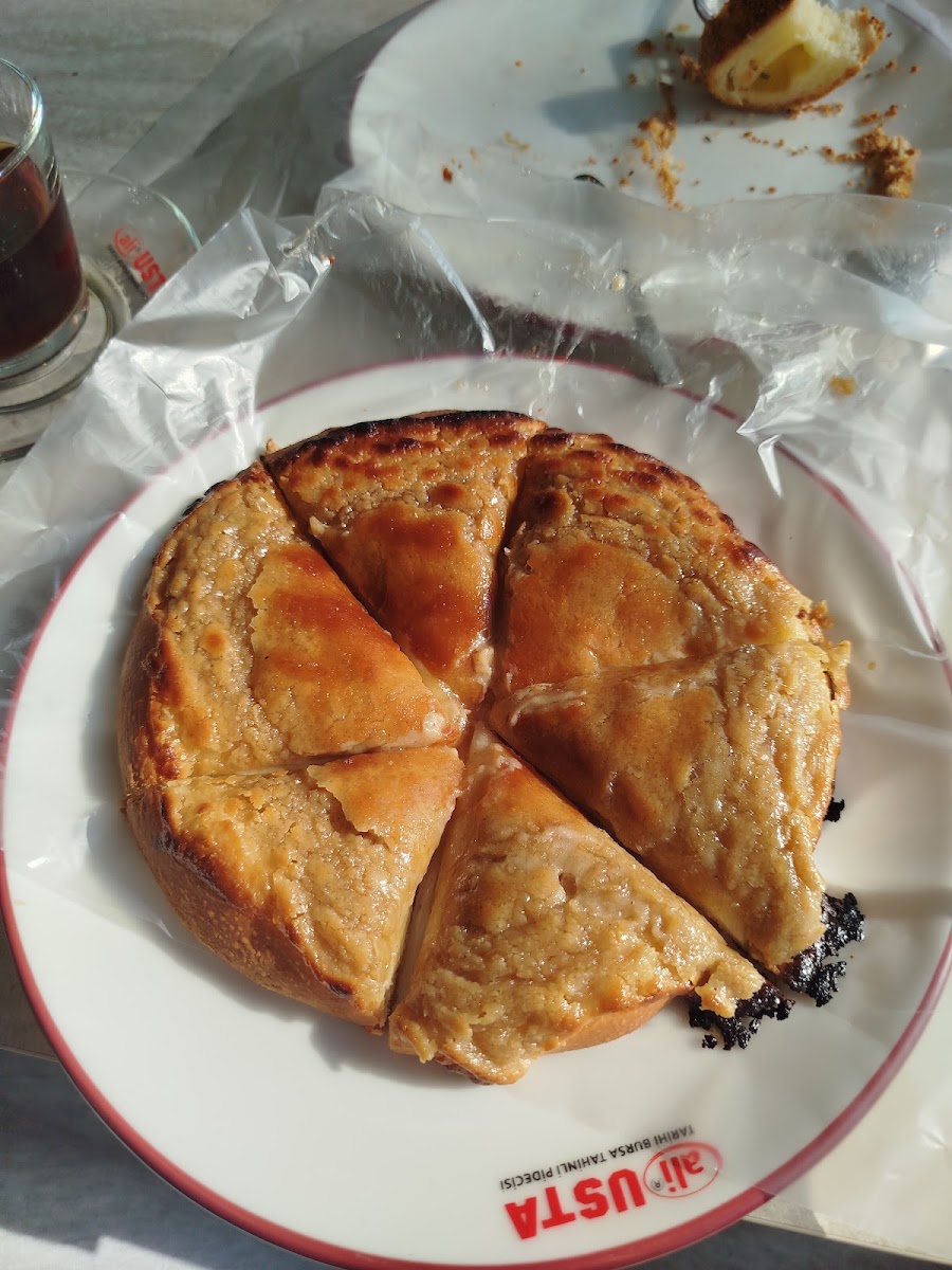 Tarihi Bursa Tahinli Pidecisi Ali Usta Odunluk — photo 3