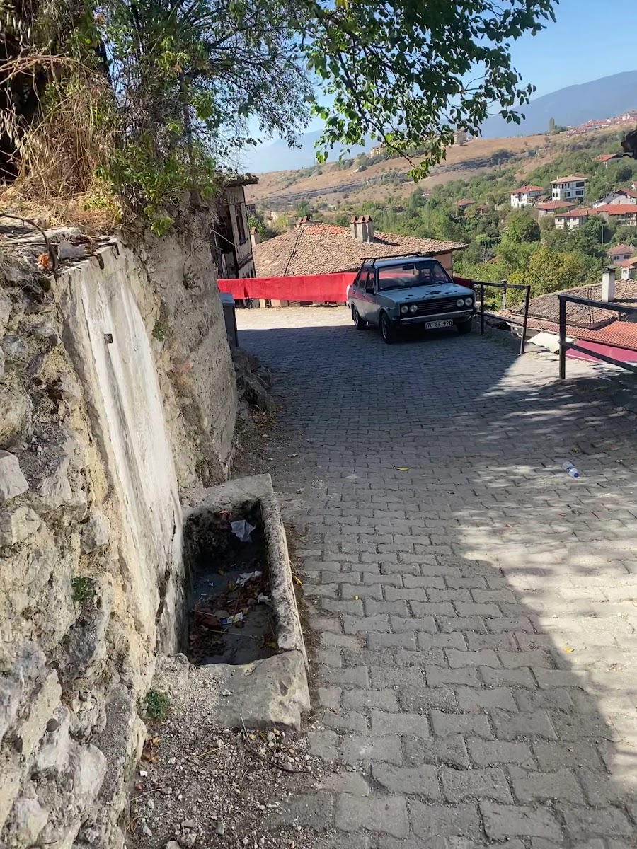 Tarihi Demirciler Çarşısı — fotoğraf 3