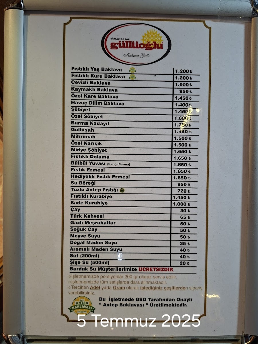 Tarihi Elmacıpazarı Güllüoğlu Baklava — fotoğraf 4