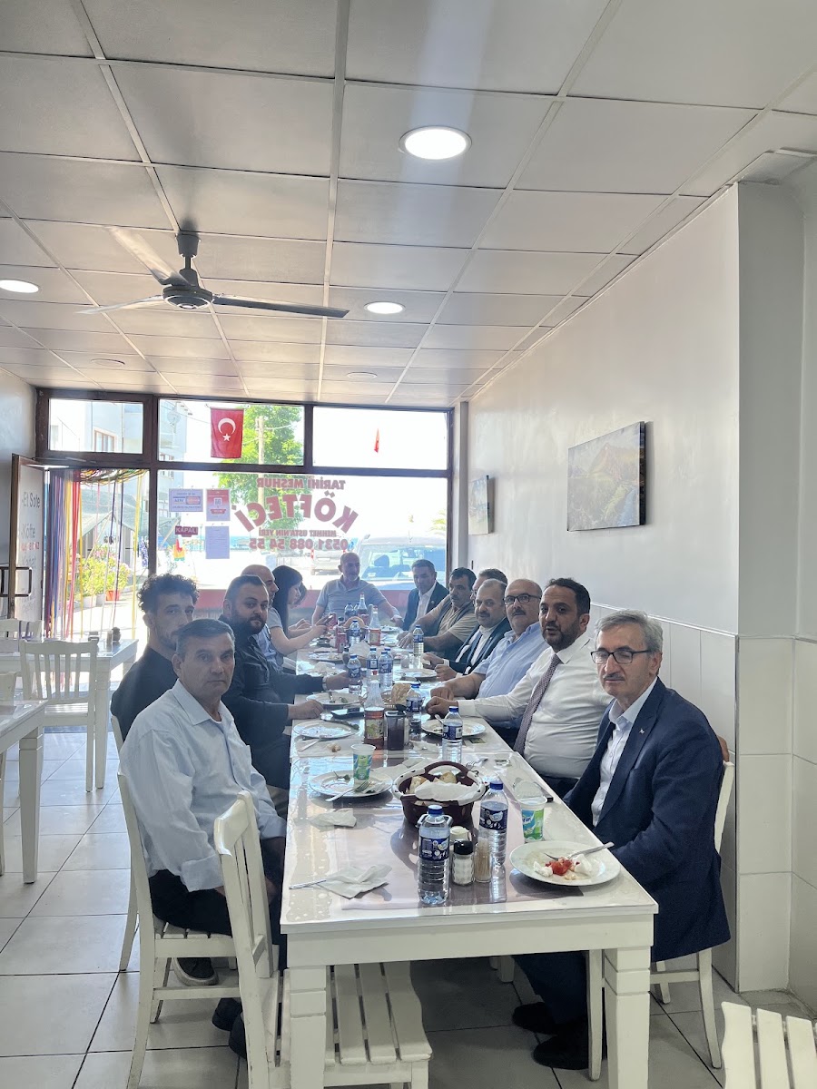 Tarihi Meşhur Yalı Köftecisi — photo 5