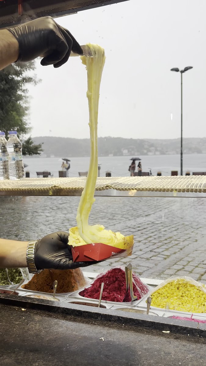 Tarihi Ortaköy Kumpircisi — photo 3
