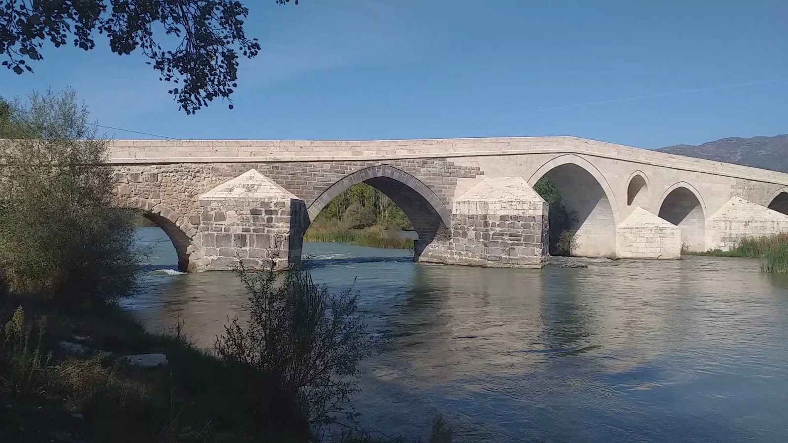 Tarihi Talazan Köprüsü — fotoğraf 3