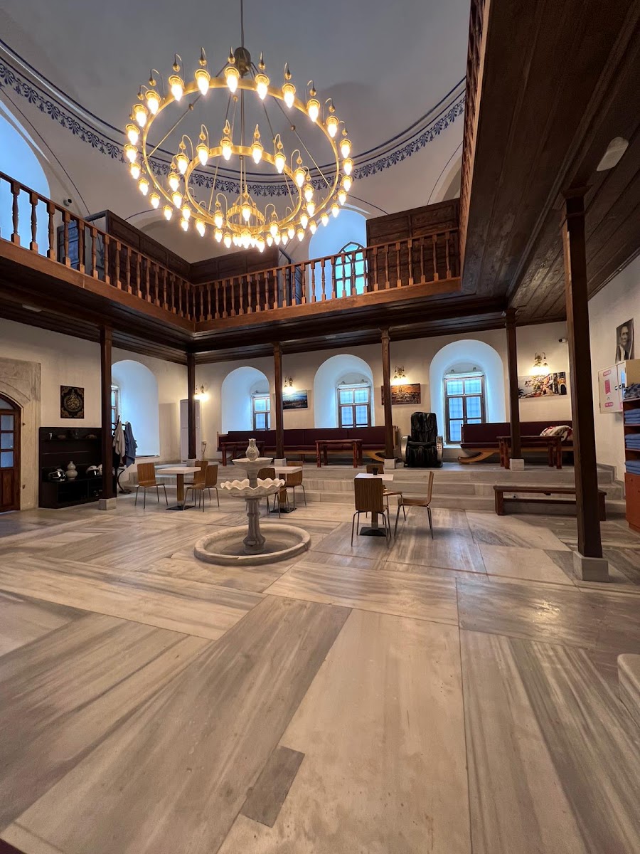 Tarihi Yalı Hamamı