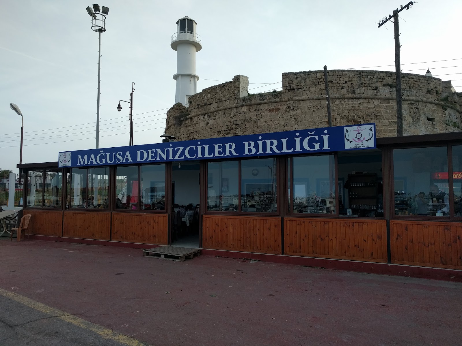 Taşkın'ın Yeri Denizciler Lokali — photo