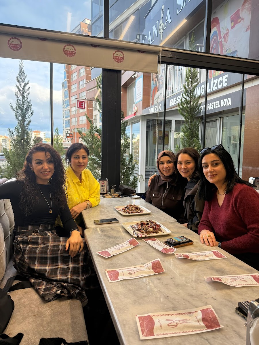 Tatlı Krizi Seyrantepe — fotoğraf 2