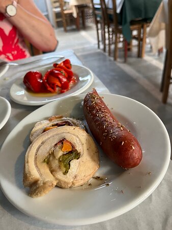 Taverna Tripa — fotoğraf 4