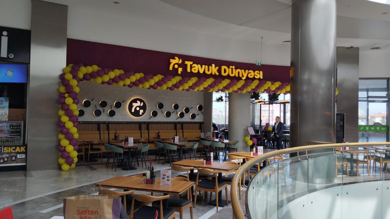 Tavuk Dünyası Afyon Park Avm — fotoğraf