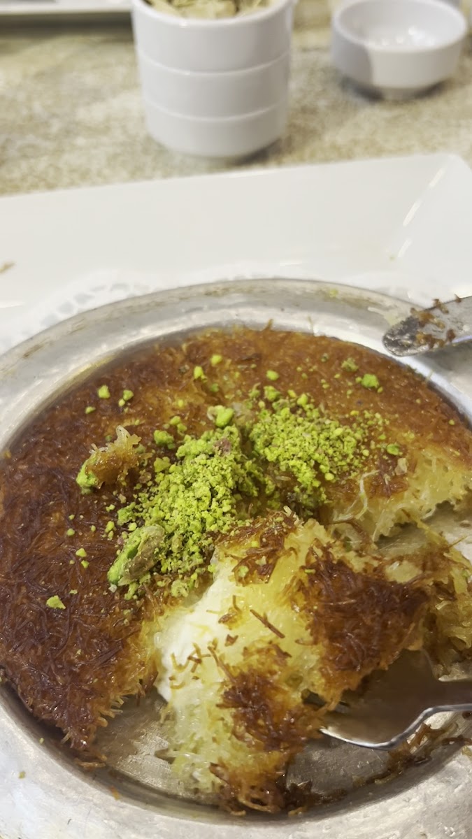 Tayyar Baba - Künefe & Baklava | Çorlu’nun En İyi Künefesi ve Tatlıları — fotoğraf 3
