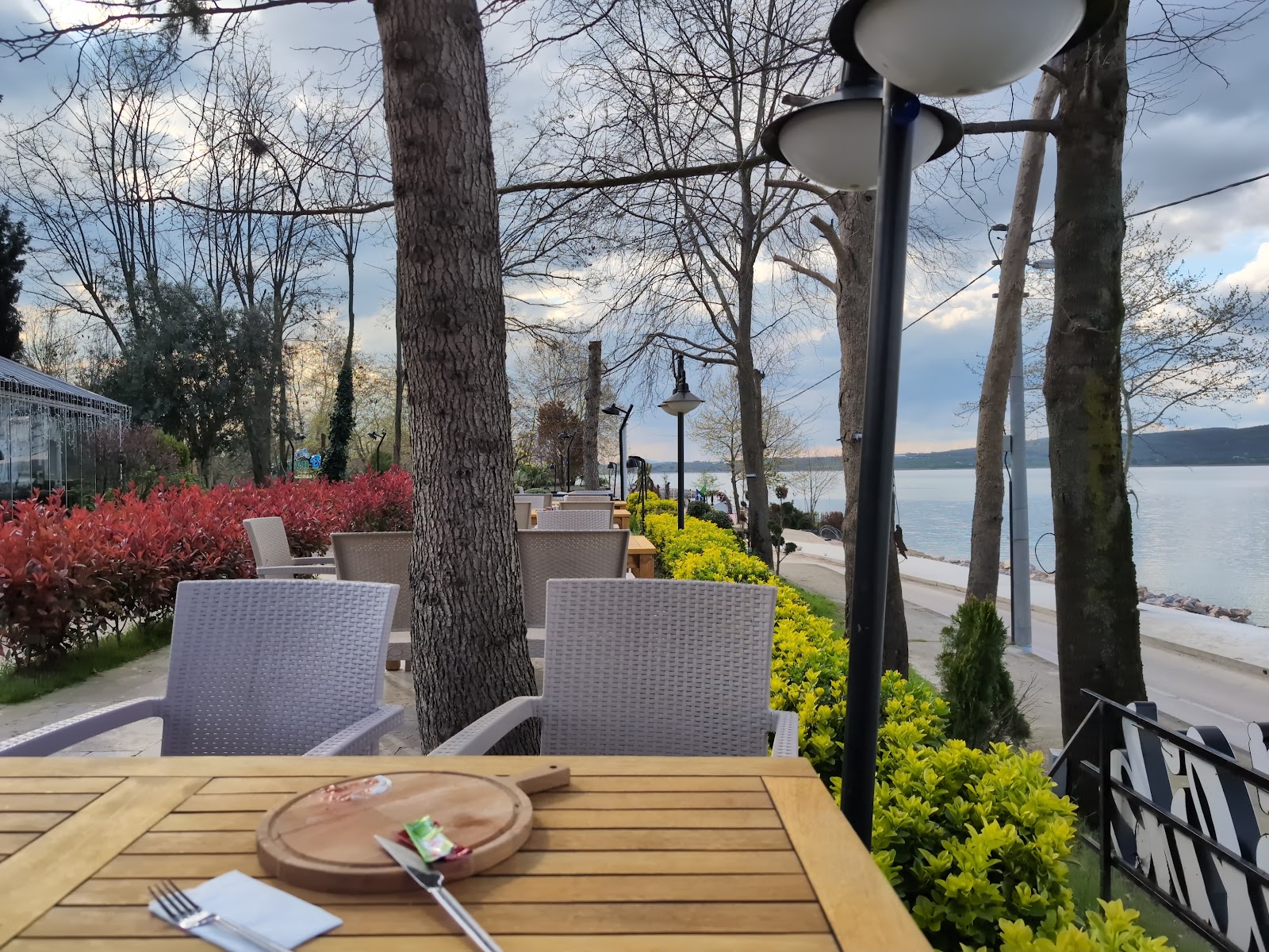 Tepedeki Çimenlik — fotoğraf 2