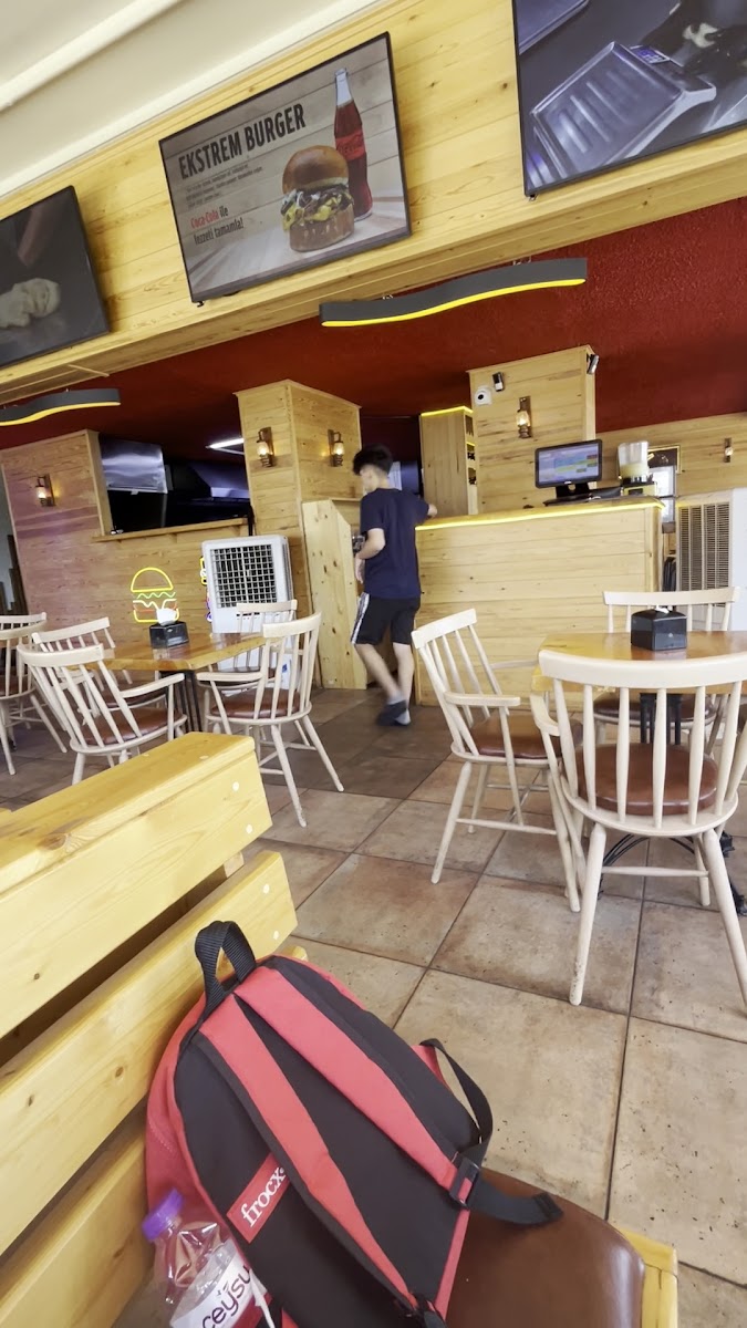 Tezgah Burger Lara — fotoğraf 3