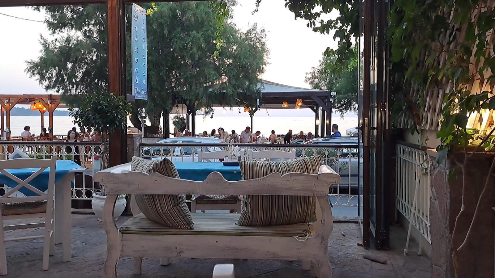 THALASSA / The sea RESTAURANT — photo 3