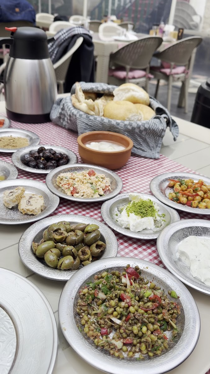 The Ayıntab Kahvaltı Konağı I Serpme Kahvaltı — photo 3