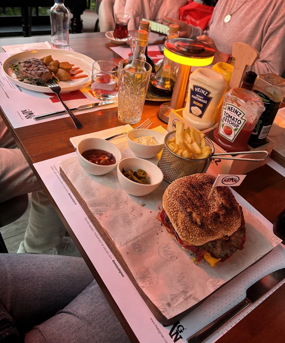 The Big Man Lara — fotoğraf 2