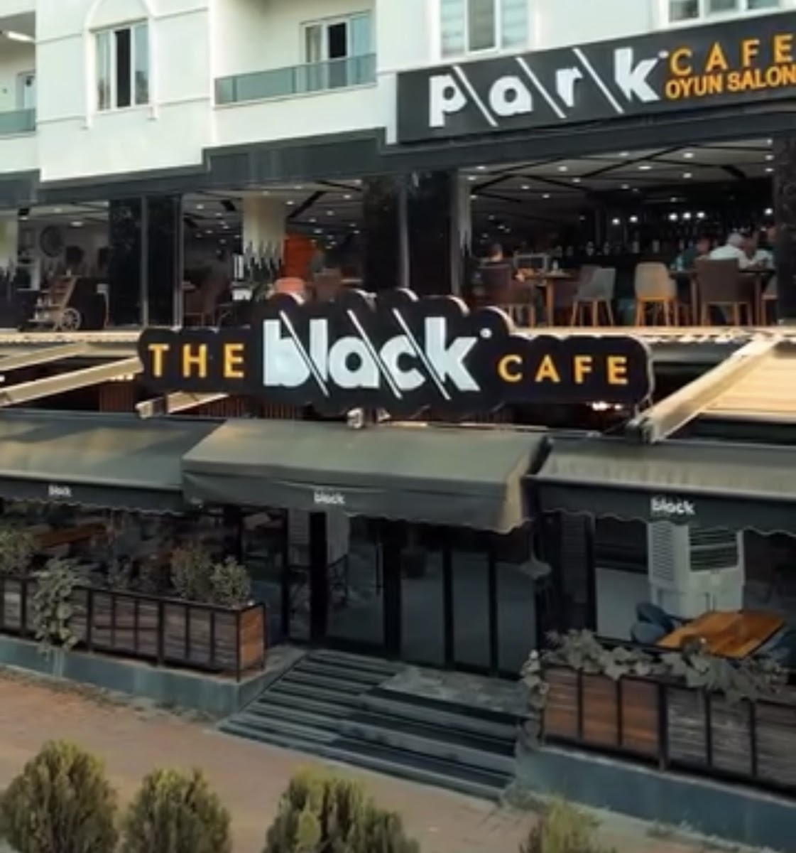 The black cafe — fotoğraf