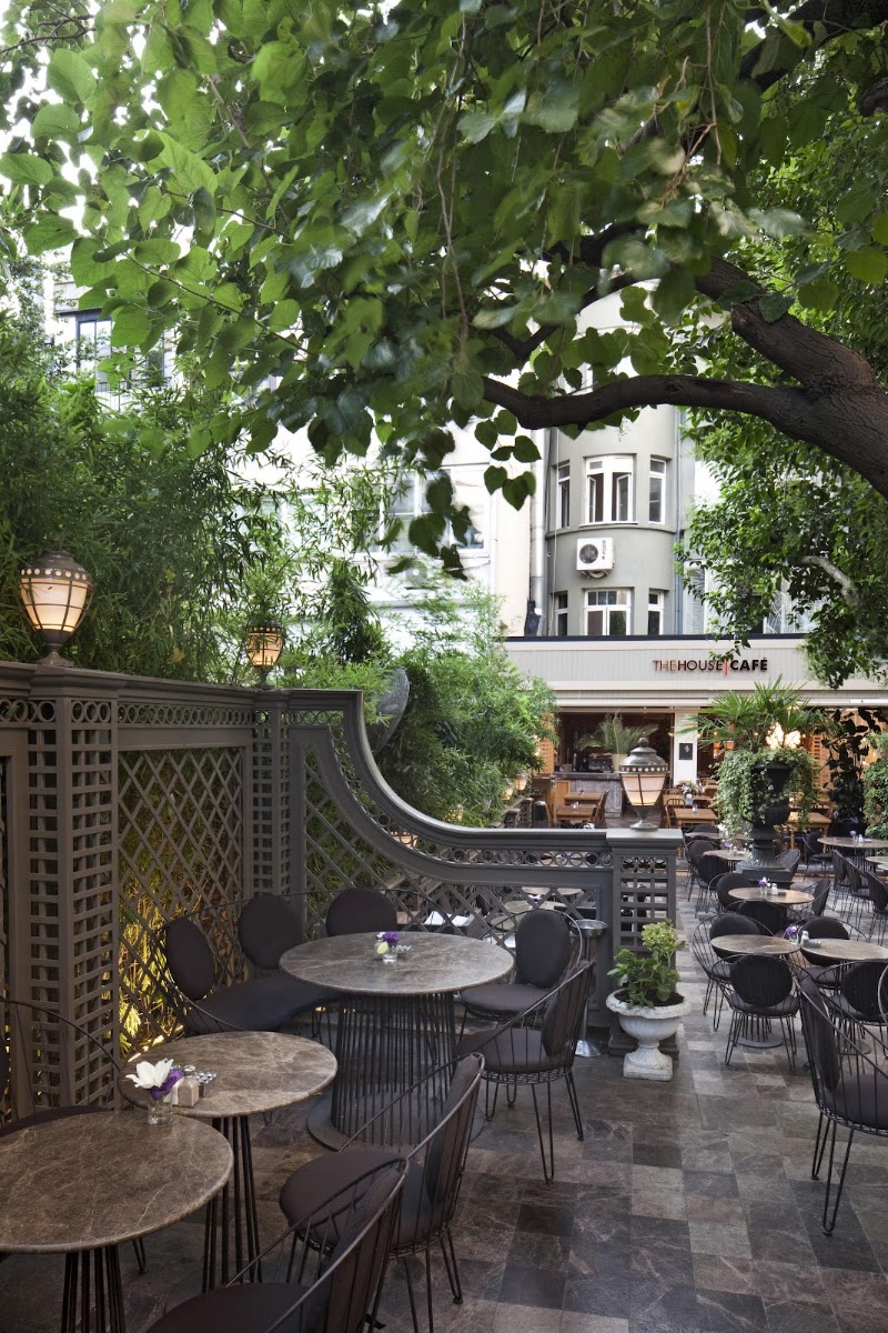 The House Cafe Atiye — photo
