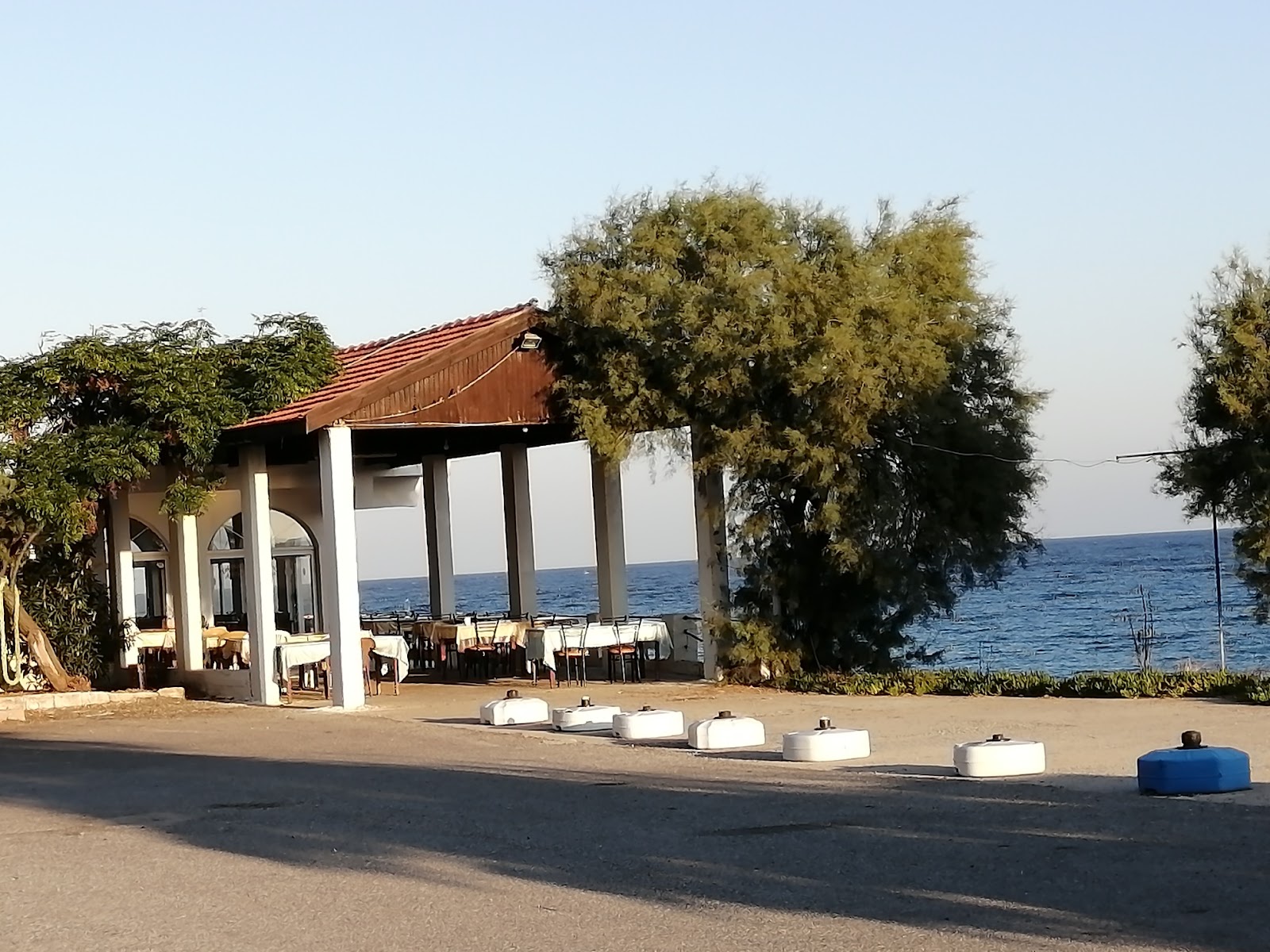 Theresa Hotel at Karpaz & restaurant — photo