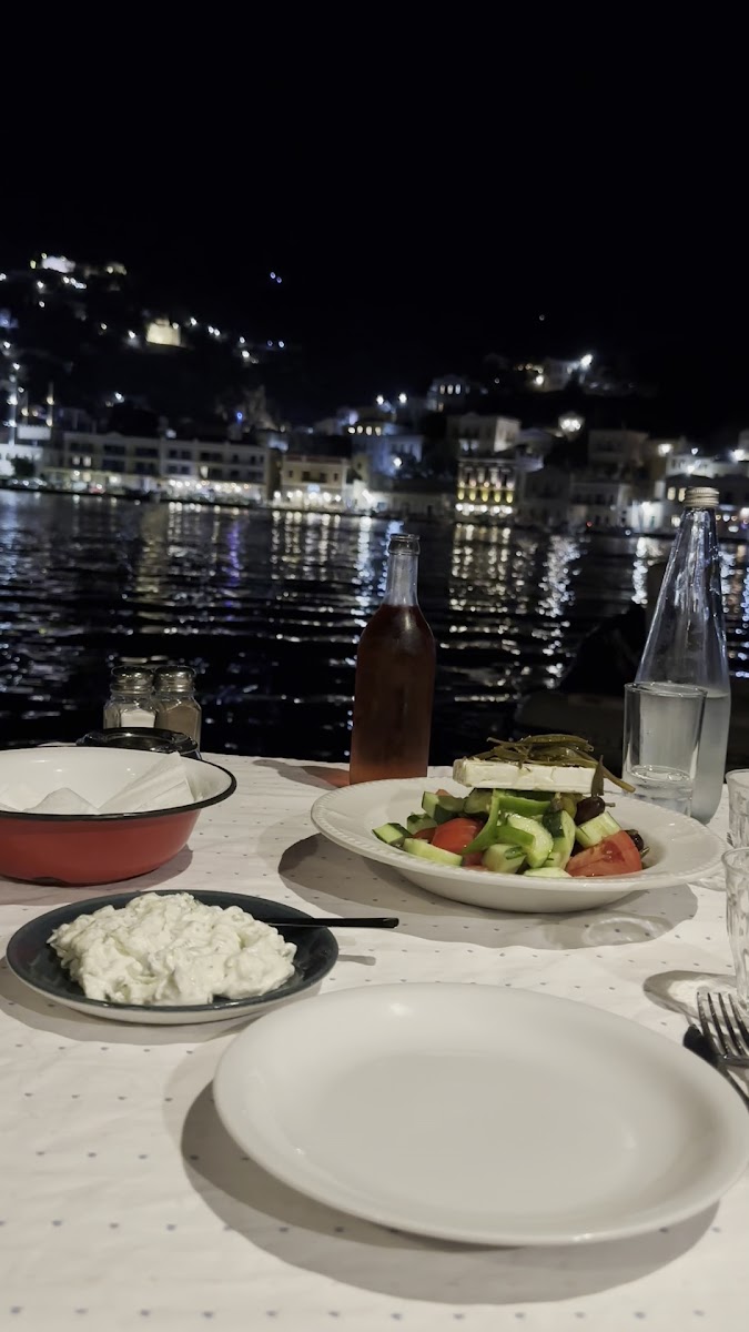 Tholos Restaurant — photo 3
