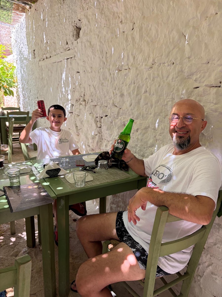 To Stenaki / The Grill — photo 3