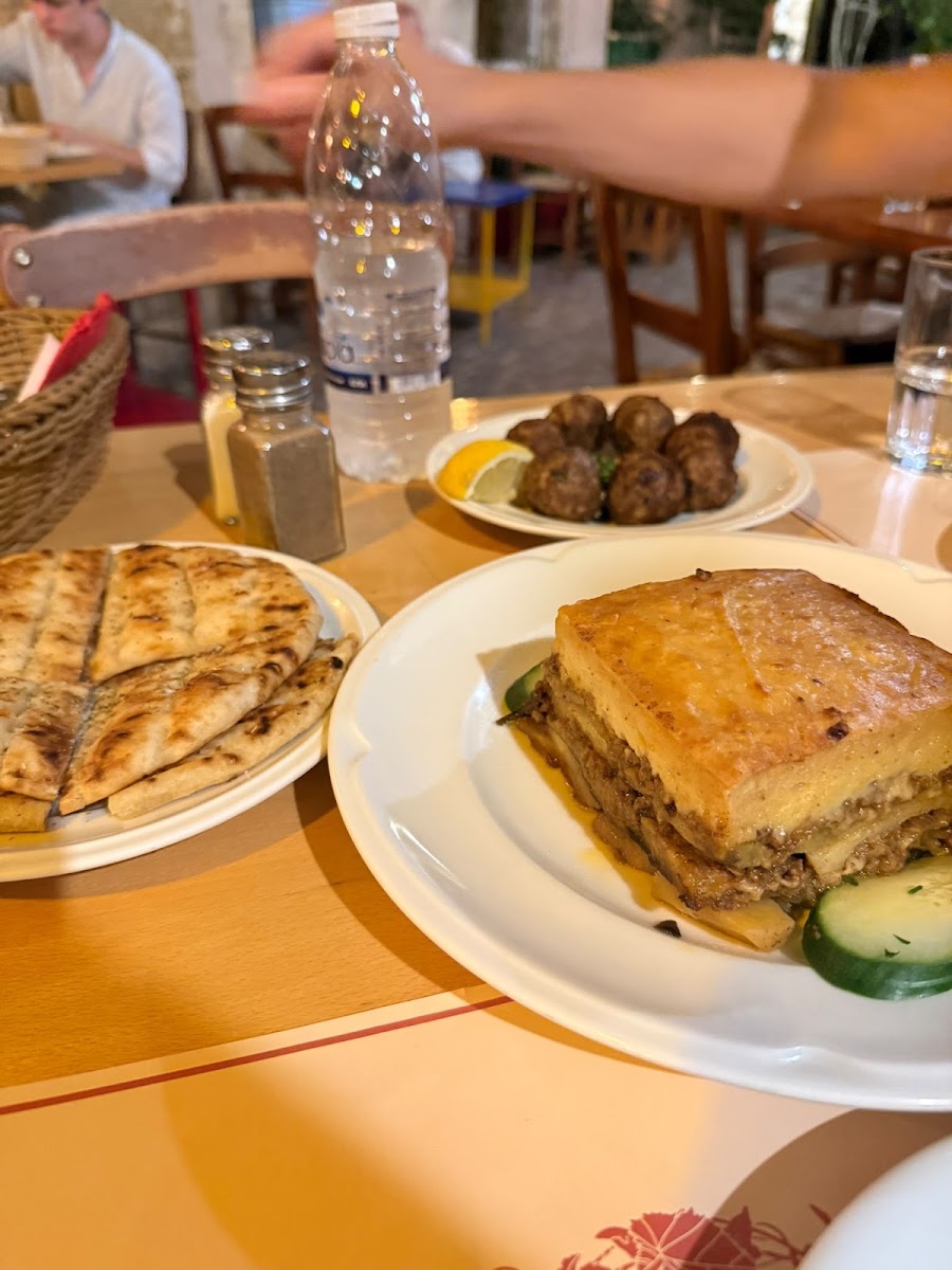 TO XANI Restaurant — photo 3
