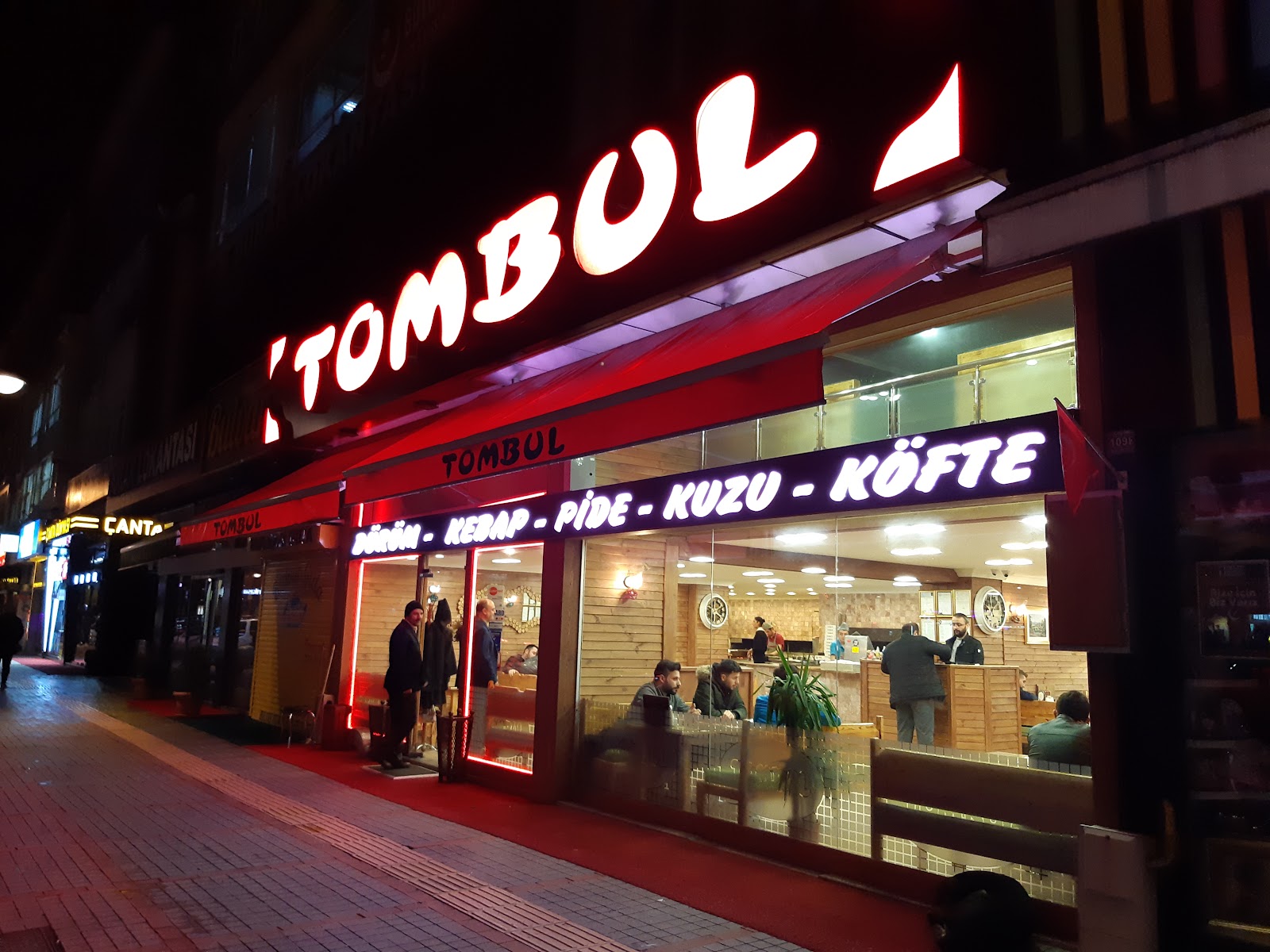 Tombul Restoran — fotoğraf