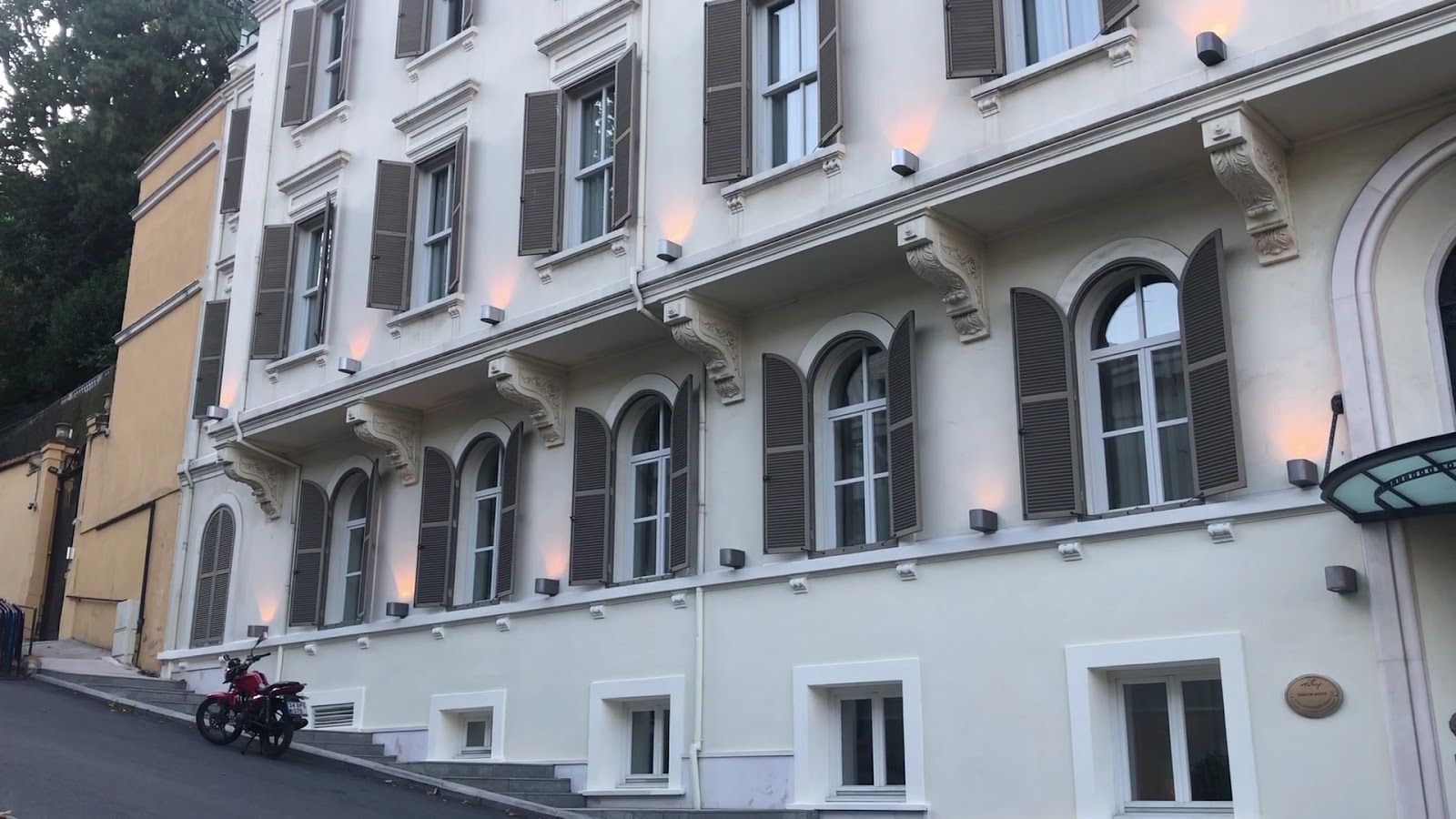 Tomtom Suites — photo 3
