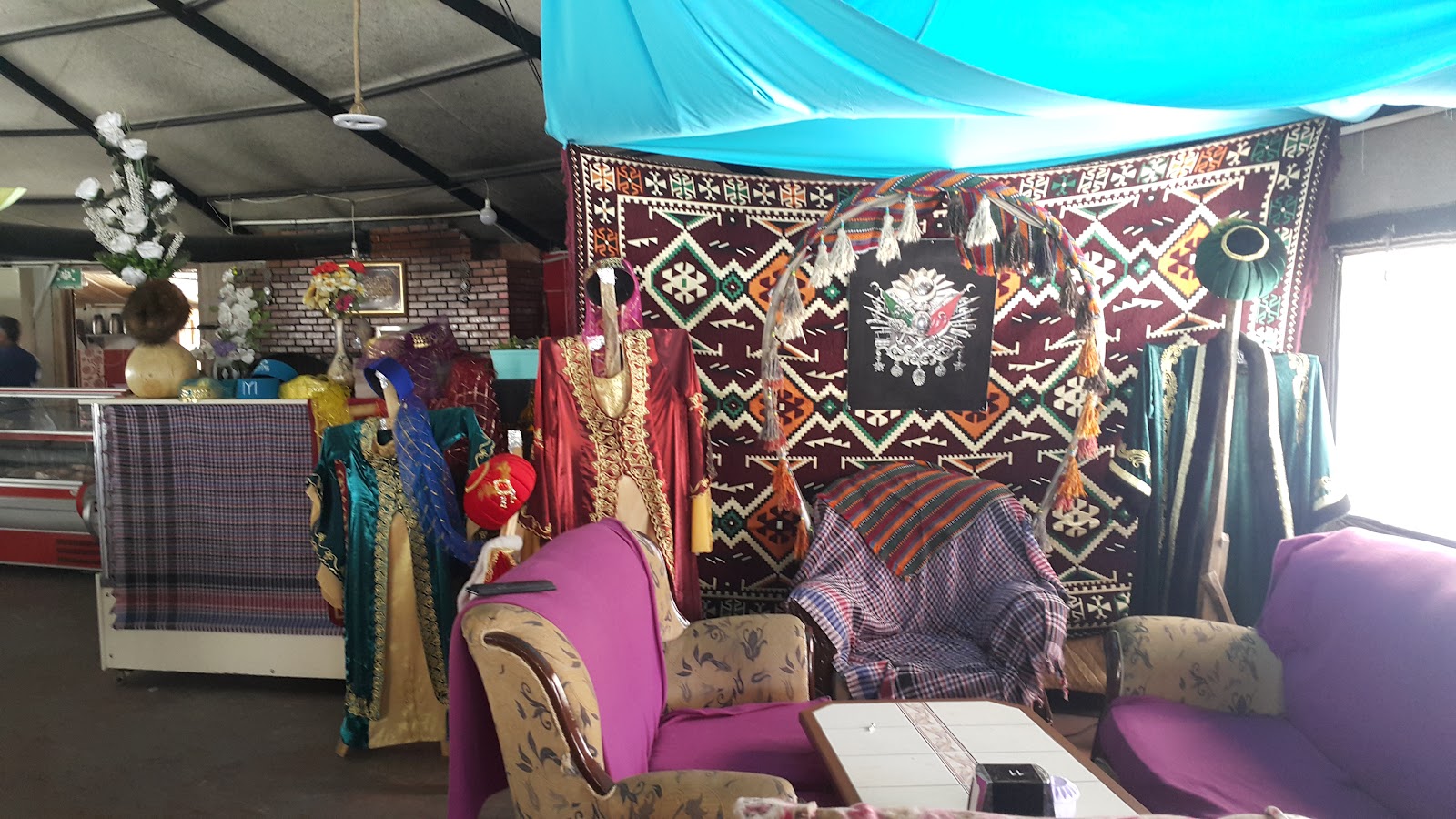 Tortum Gölü Şirince Tesisleri