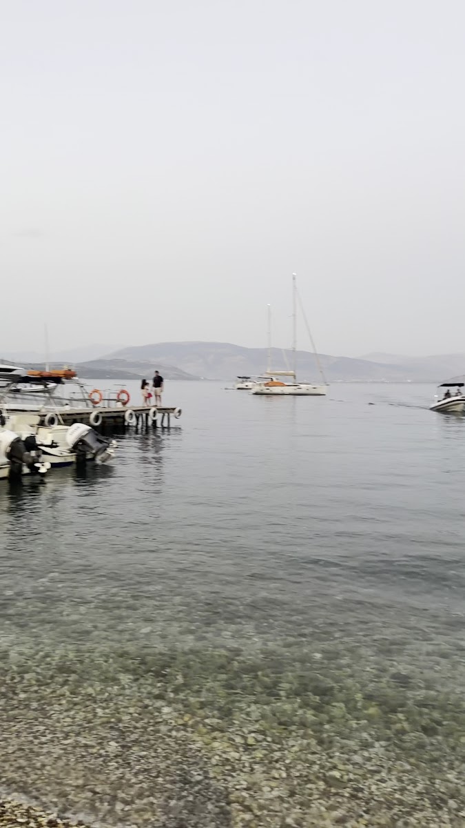 Toula's Seaside — photo 3