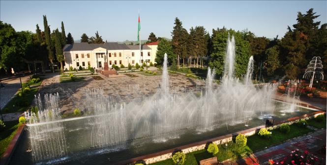 Tovuz Rayon Mərkəzi Parki — photo