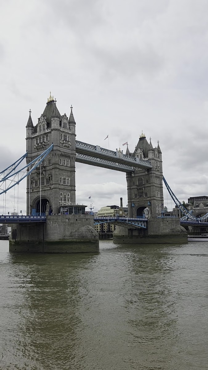 Tower Bridge — photo 2