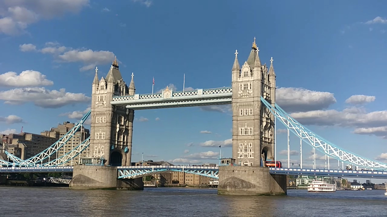 Tower Bridge — photo 4