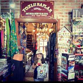 Tozlu Raflar Hediyelik Eşya — fotoğraf 5