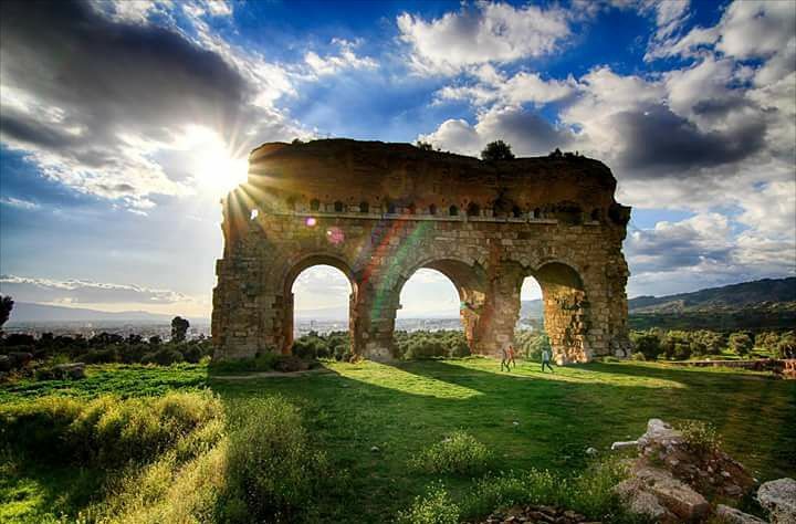 Tralleis Antik Kenti Kazı Alanı — fotoğraf 1