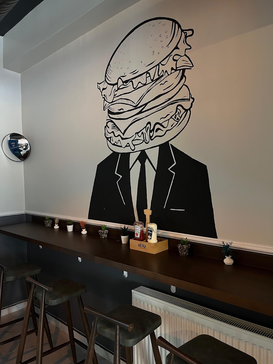 TRIO BURGER — photo 7