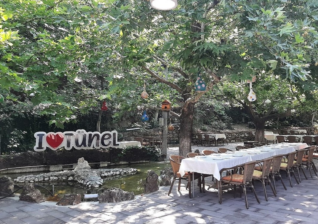 Tünel Restaurant — fotoğraf 1