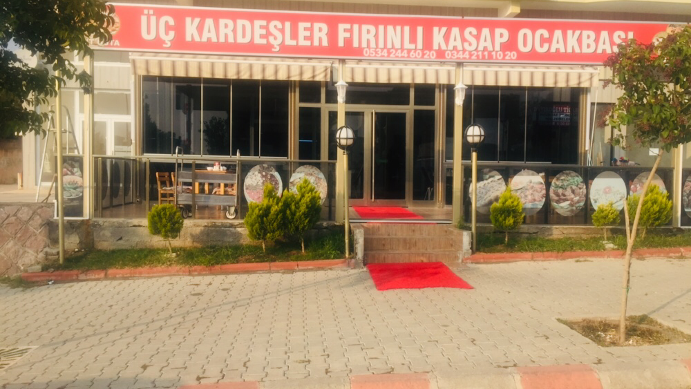 Üç Kardeşler Ocakbaşı Fırınlı Kasap — fotoğraf