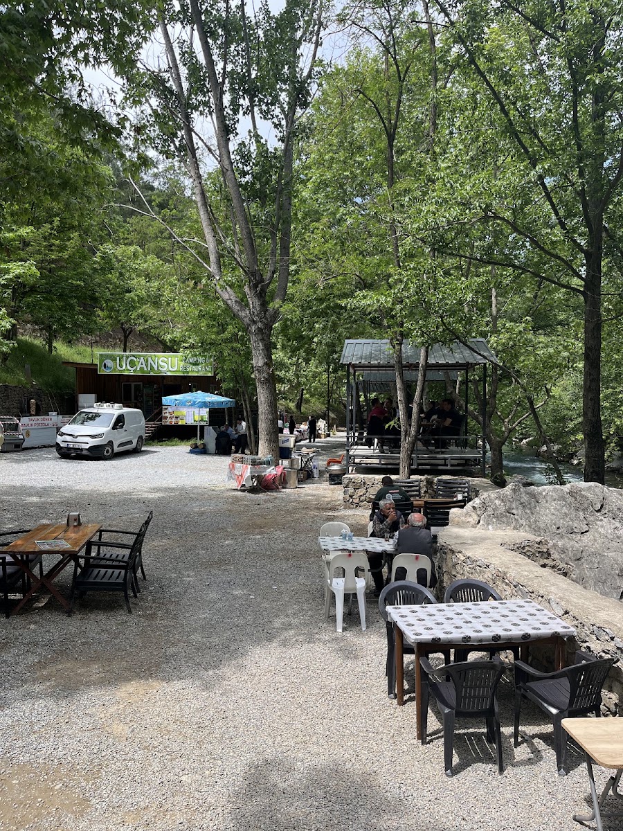 Uçansu camping restaurant — fotoğraf 7