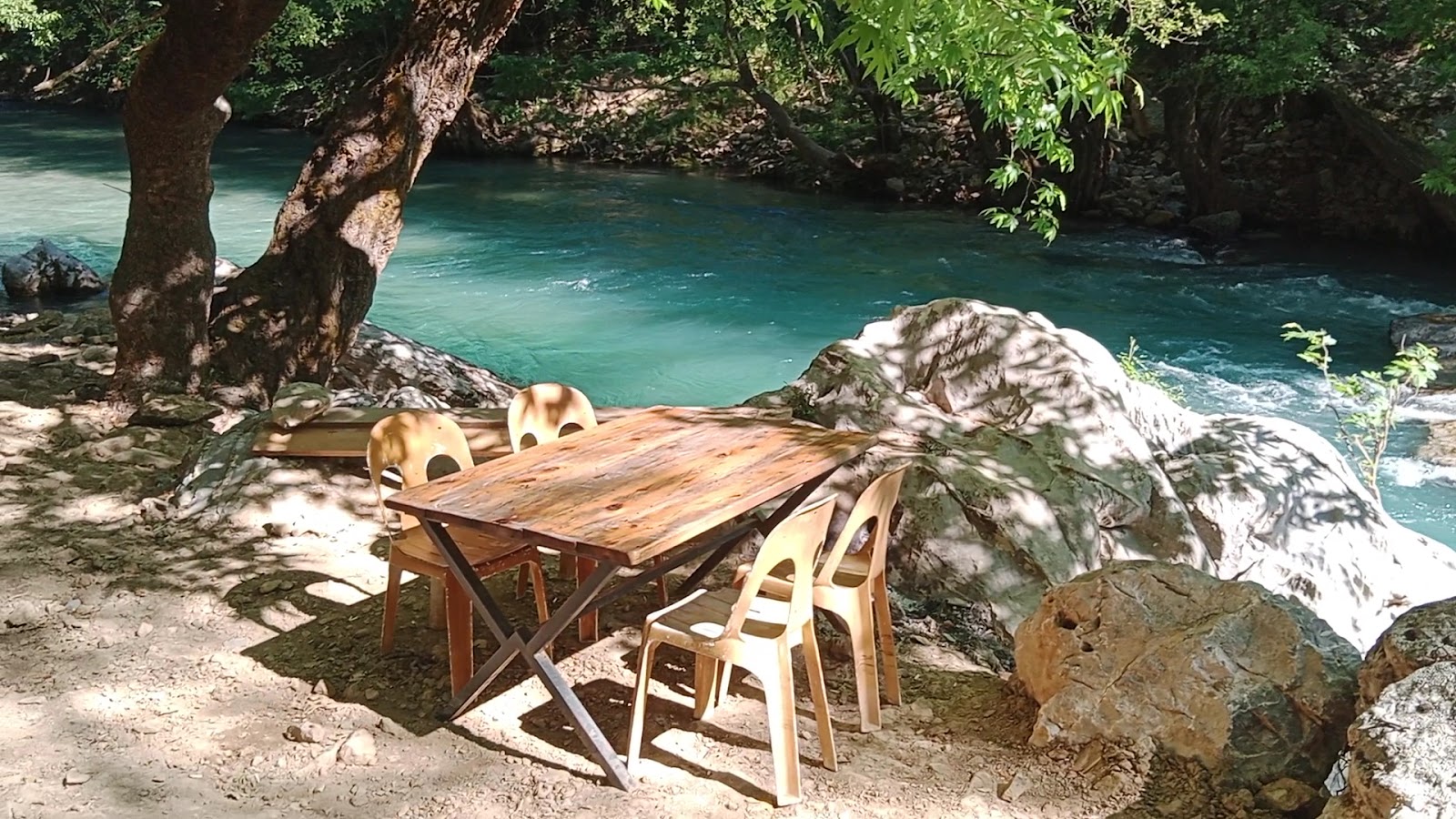 Uçansu Restoran-Kafe Muhtarın Yeri — photo 3