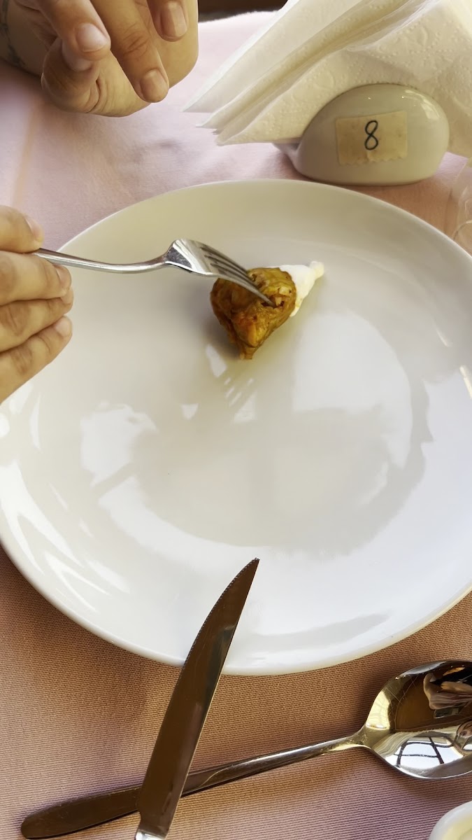 UÇHİSAR KADINELİ RESTAURANT — fotoğraf 3
