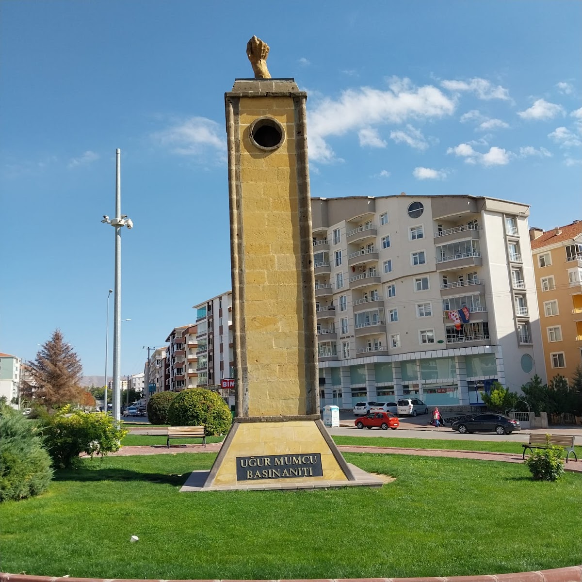 Uğur Mumcu Basın Anıtı — fotoğraf 2