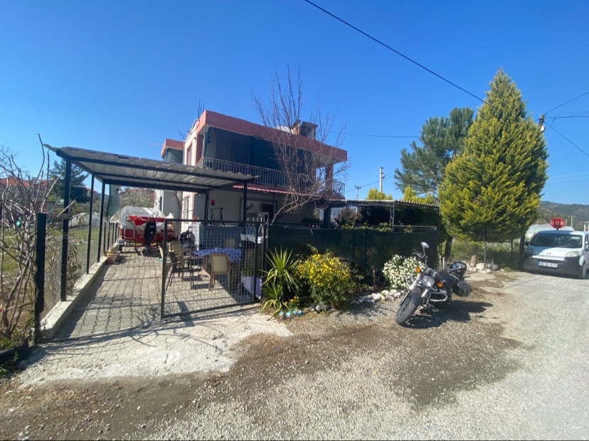 Uğur Mumcu Parkı — fotoğraf