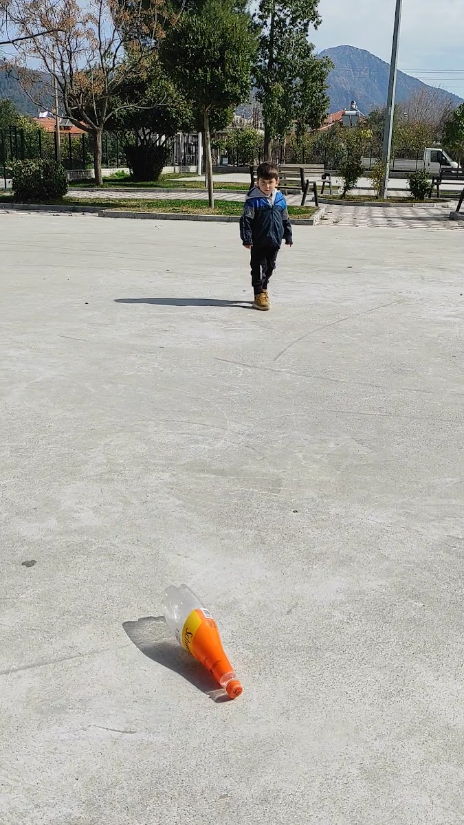 Uğur Mumcu Parkı — fotoğraf 2