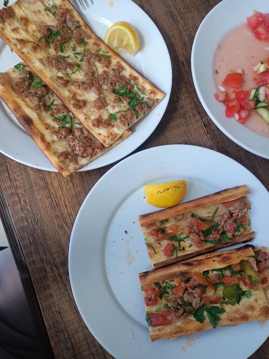 Ulaş Etli Ekmek-Güneşler — photo 3