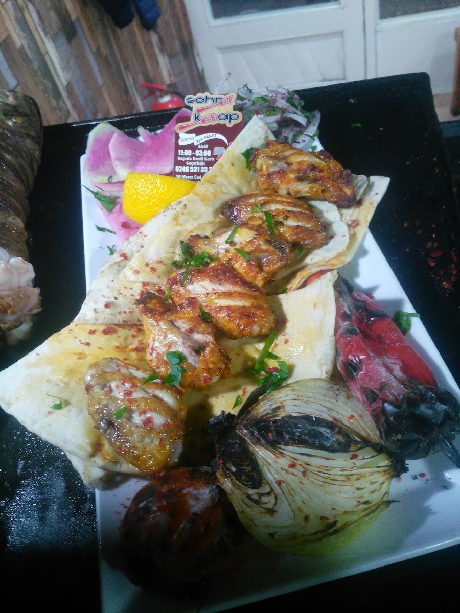 Uluborlu Şöhret Kebap kokoreç Dürümcü — photo 3