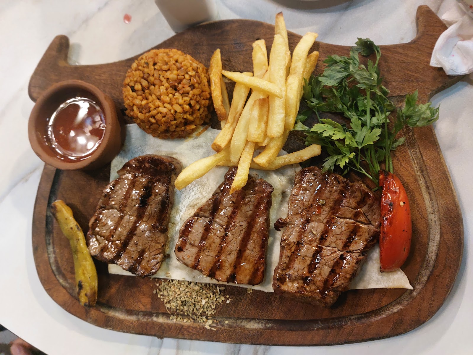 Umid Steakhouse & Burger — fotoğraf 4