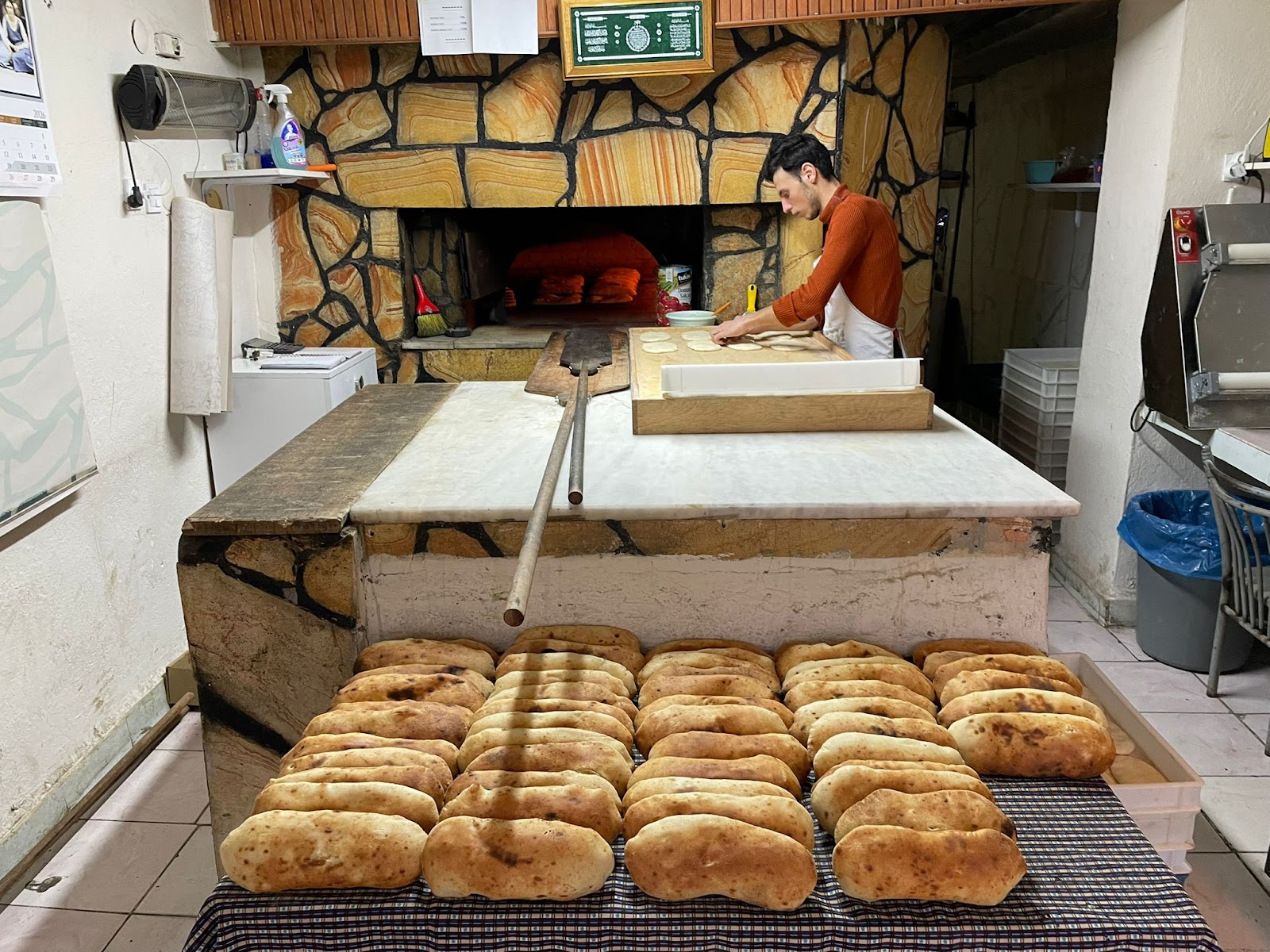 Ünal etliekmek pide salonu — photo
