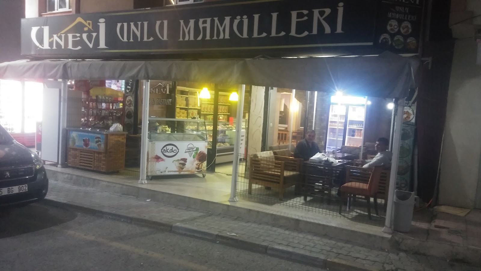 Unevi pastanesi — photo