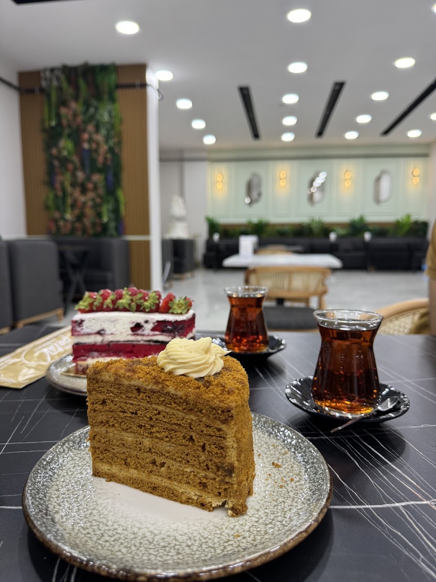 Ünlü Petek Pastanesi — fotoğraf 5