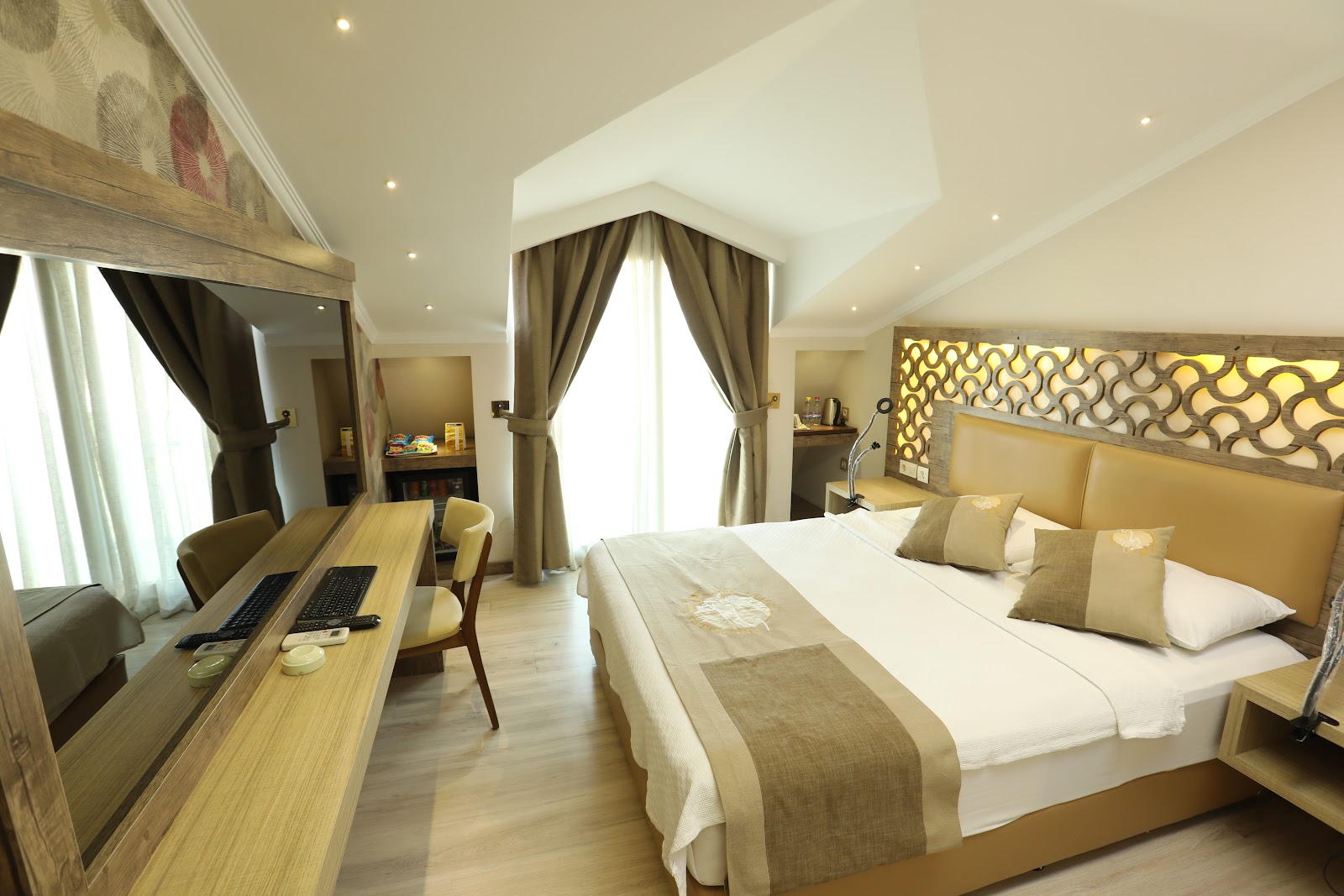 Ünlüselek Hotel — photo 4